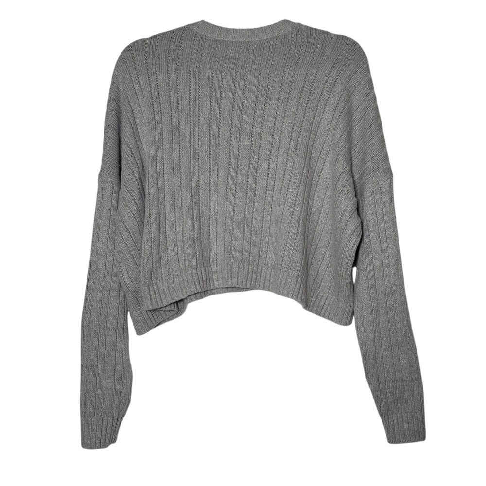 Hollister Soft Knit Crop Crewneck Sweater Gray Size XS Knit Cropped Classic - Picture 2 of 9